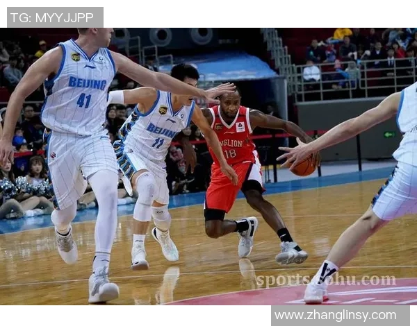 广东队与北京首钢2020年对决回顾及赛季精彩瞬间分析 广东队与北京首钢2020年对决回顾及赛季精彩瞬间分析