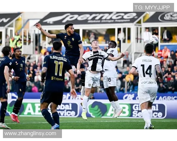 意甲激战帕尔马迎战莱切双方争夺关键三分精彩对决即将上演 意甲激战帕尔马迎战莱切双方争夺关键三分精彩对决即将上演