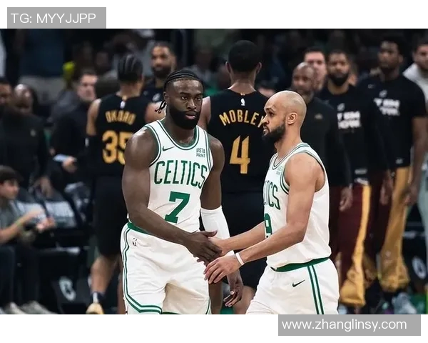 开拓者与蓝网激战正酣球迷期待精彩对决与巅峰时刻 开拓者与蓝网激战正酣球迷期待精彩对决与巅峰时刻