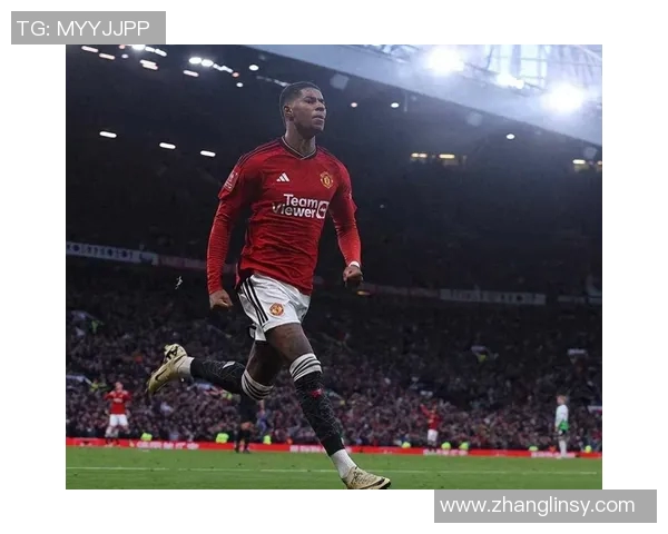 拉什福德:从青训新星到英超顶级前锋的华丽转身与未来展望 拉什福德:从青训新星到英超顶级前锋的华丽转身与未来展望