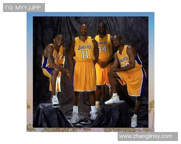 科比传奇：从篮球场上的黑曼巴到全球偶像的辉煌人生与不灭精神